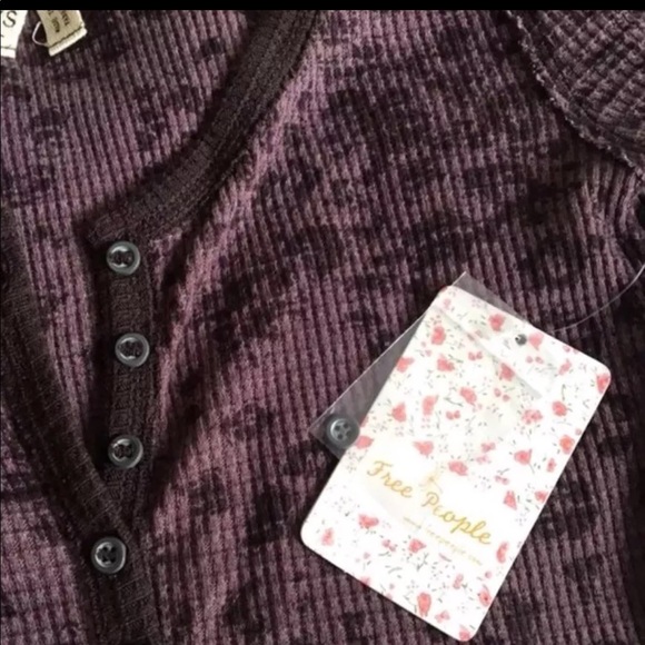 We The.. Free People Davis Henley Tee Thermal Top - Picture 4 of 4